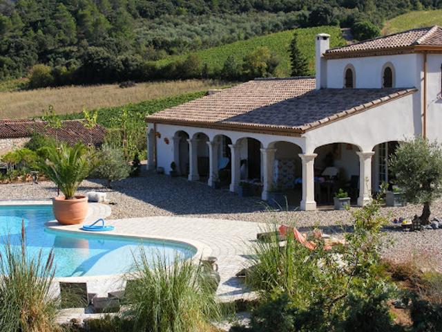 Vente Propriété 7 pièces 225 m2 Saint Chinian