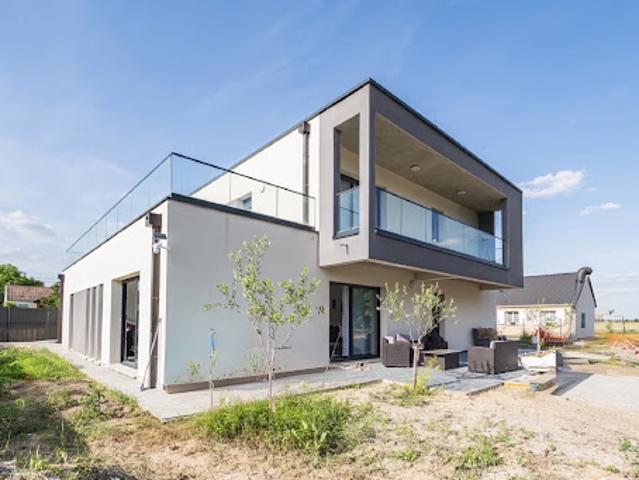 Vente Propriété 7 pièces 220 m2 Auménancourt