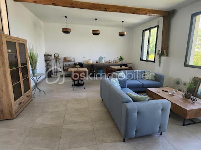 Vente Propriété 7 pièces 236 m2 Blérancourt
