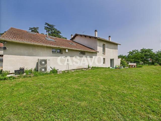 Vente Propriété 7 pièces 246 m2 Artas
