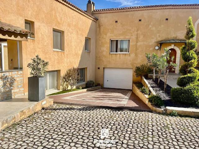 Vente Propriété 7 pièces 240 m2 Sisteron