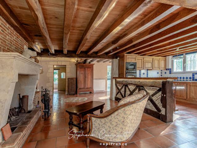 Vente Propriété 7 pièces 251 m2 Saint Front de Pradoux