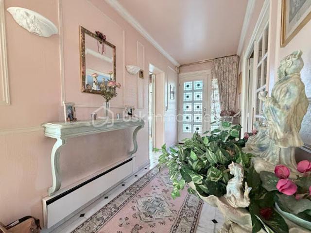 Vente Propriété 7 pièces 265.42 m2 Etampes sur Marne