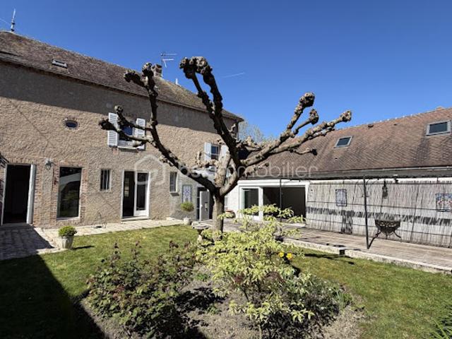 Vente Propriété 7 pièces 267 m2 Champigny