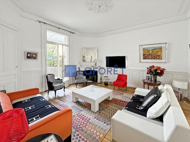 Vente Propriété 7 pièces 260 m2 Tours