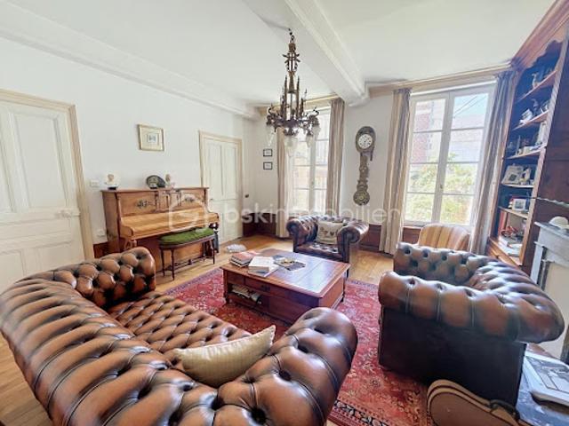 Vente Propriété 7 pièces 261 m2 La Fère