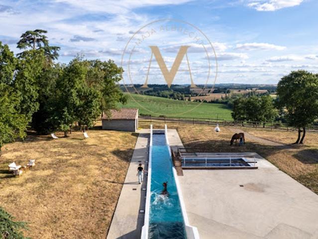 Vente Propriété 7 pièces 270 m2 Laplume