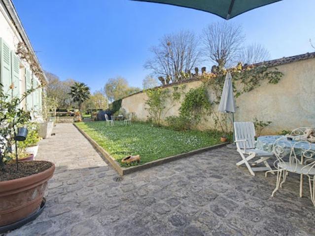 Vente Propriété 7 pièces 272 m2 Crécy la Chapelle