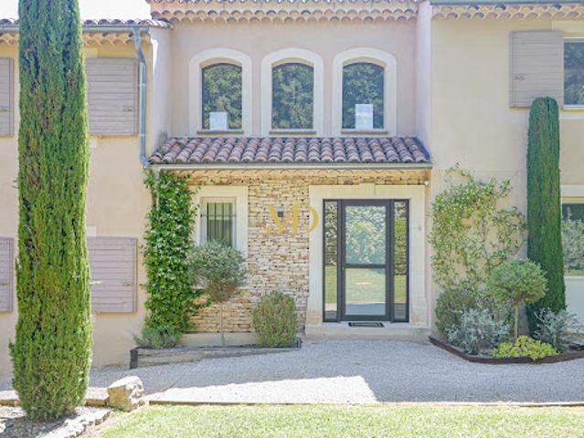 Vente Propriété 7 pièces 280 m2 Saint Saturnin lès Apt