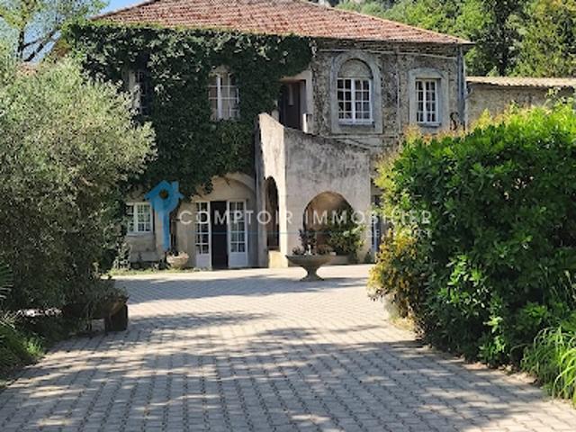 Vente Propriété 40 pièces 2000 m2 Valence