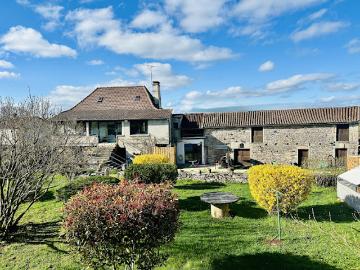 Vente Propriété 4 pièces 111 m2 Varaire