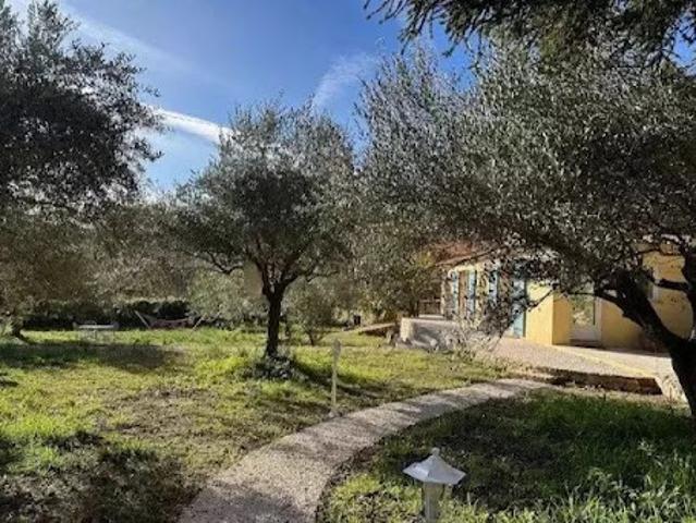 Vente Propriété 4 pièces 120 m2 Cotignac