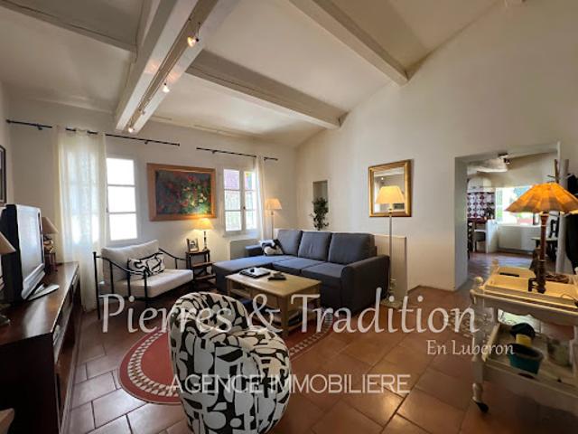 Vente Propriété 4 pièces 135.85 m2 Reillanne