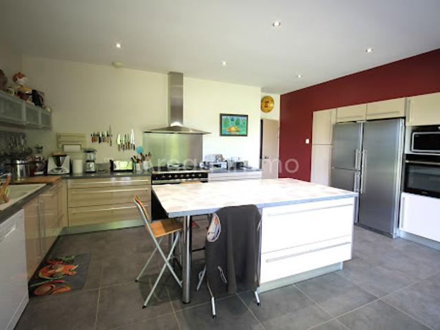 Vente Propriété 4 pièces 180 m2 Soumensac