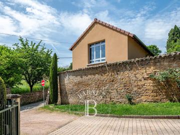 Vente Propriété 4 pièces 85.93 m2 Saint Cyr au Mont d'Or