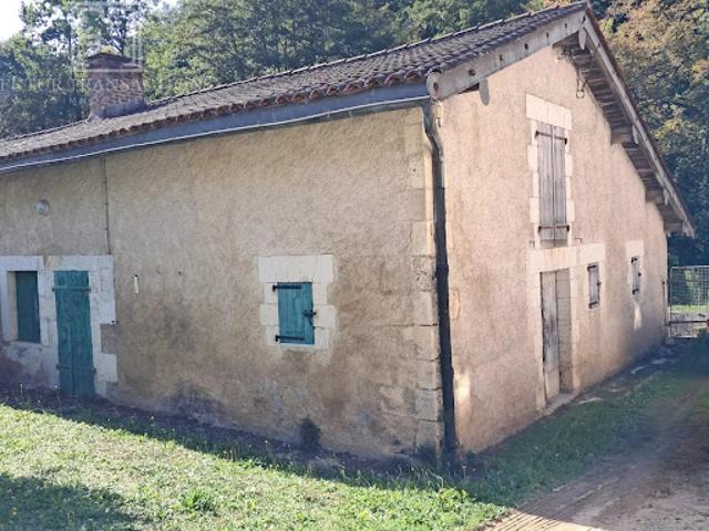 Vente Propriété 4 pièces 90 m2 Saint Martial de Valette