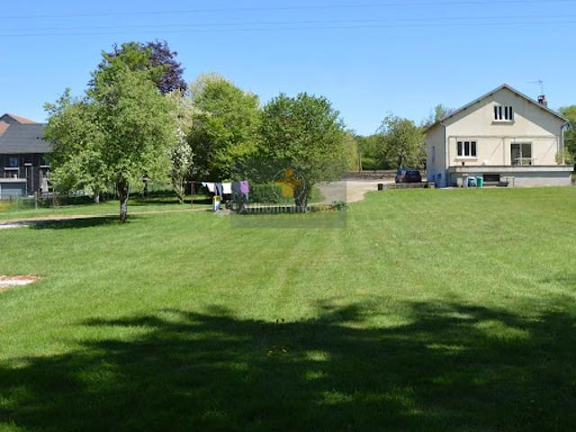 Vente Propriété 5 pièces 117 m2 Villegusien le Lac