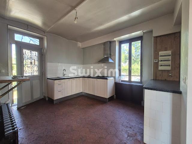 Vente Propriété 5 pièces 125 m2 Lormes