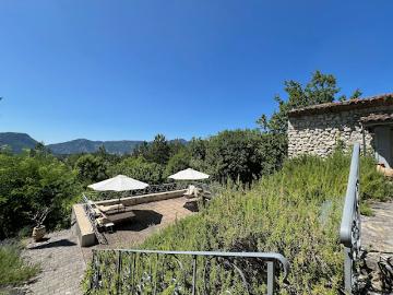 Vente Propriété 5 pièces 120 m2 Saillans