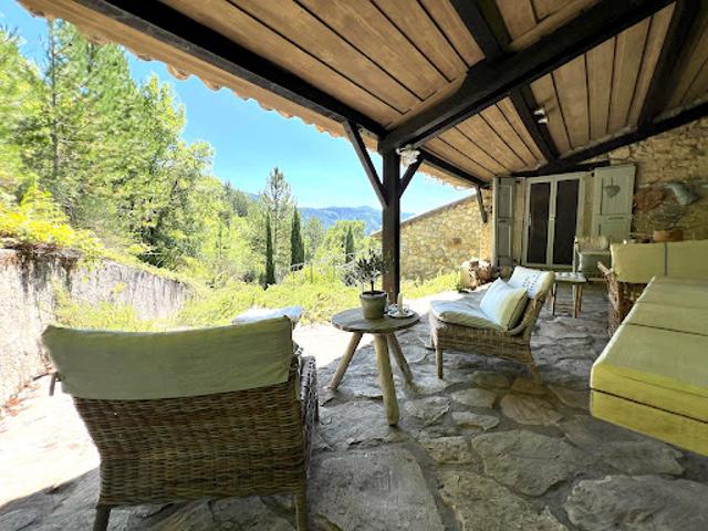 Vente Propriété 5 pièces 120 m2 Saillans