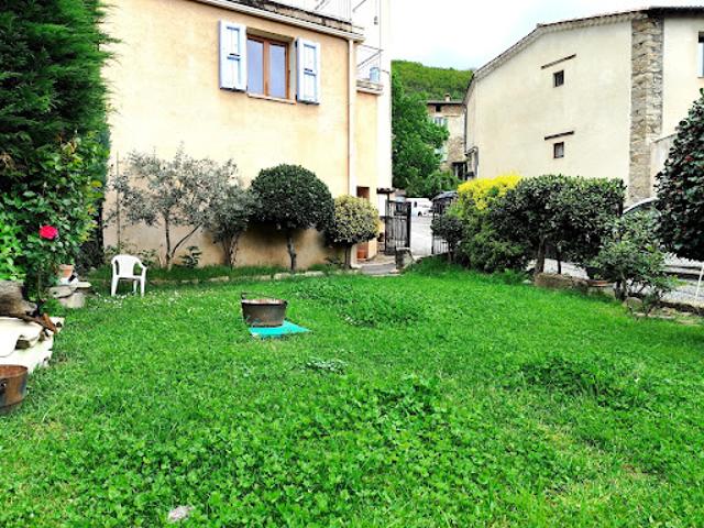 Vente Propriété 5 pièces 121 m2 Braux