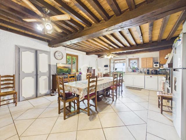 Vente Propriété 5 pièces 136 m2 Rosey