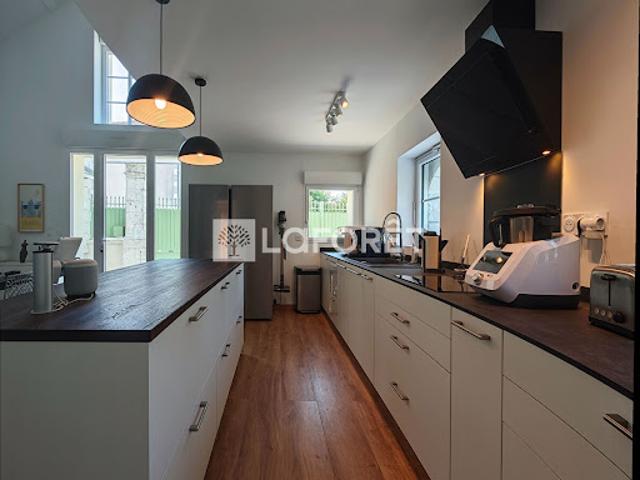 Vente Propriété 5 pièces 155 m2 Saint Pardoux la Rivière