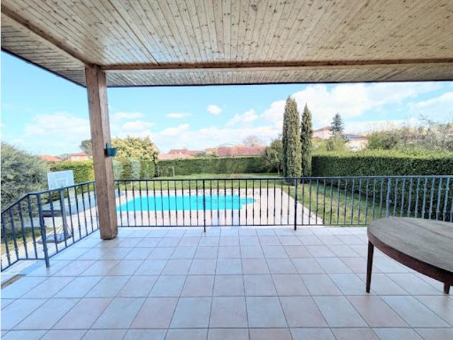 Vente Propriété 5 pièces 150 m2 Feyzin