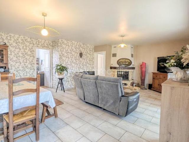 Vente Propriété 5 pièces 160 m2 Noues de Sienne