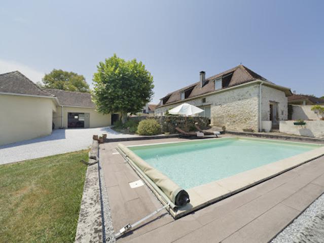 Vente Propriété 5 pièces 178 m2 Loubieng