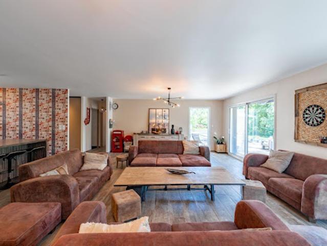 Vente Maison 5 pièces 173.25 m2 Salles la Source