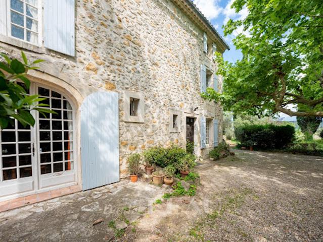 Vente Propriété 5 pièces 180 m2 Boulbon