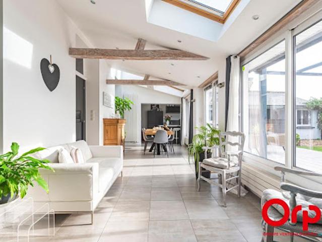 Vente Maison de maître 5 pièces 208 m2 Laon