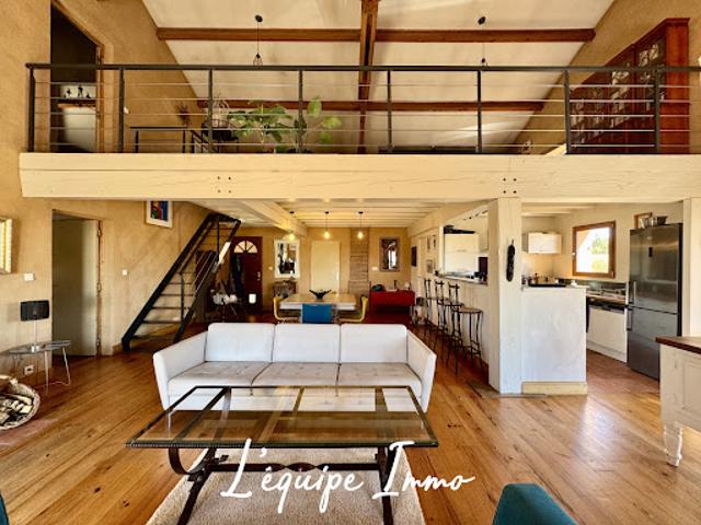 Vente Propriété 5 pièces 222.7 m2 L'Isle Jourdain