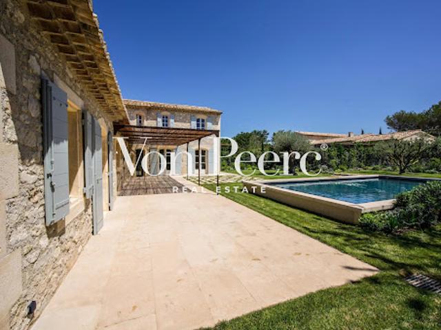 Vente Propriété 5 pièces 243 m2 Eygalières