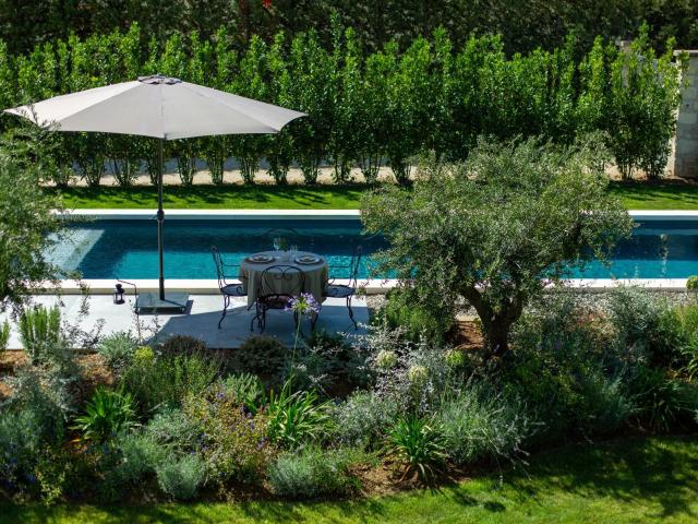 Vente propriété 6 Pièce s 250m² Eygalières