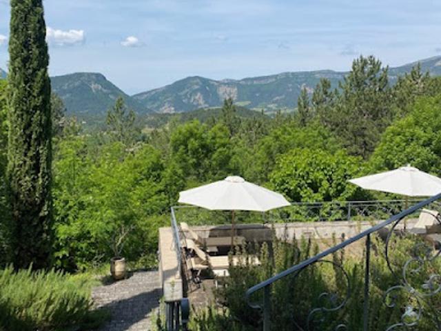 Vente Propriété 6 pièces 110 m2 Aurel