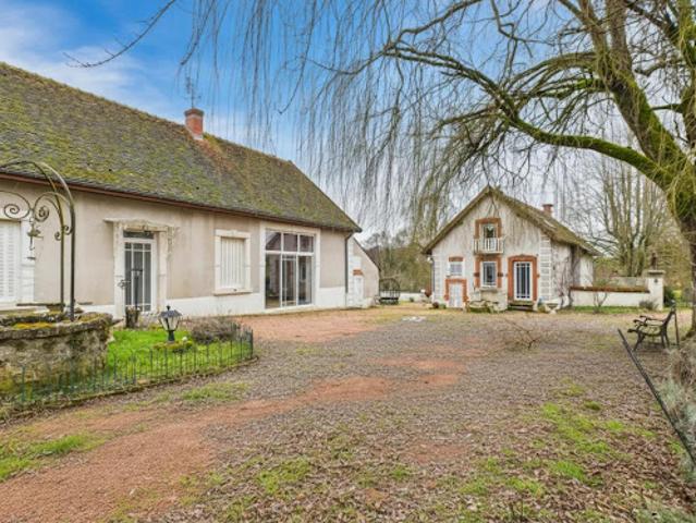 Vente Propriété 6 pièces 123 m2 Saint Prix lès Arnay