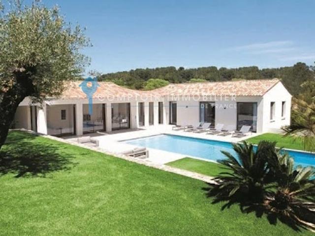 Vente Propriété 6 pièces 130 m2 Saint Rémy de Provence