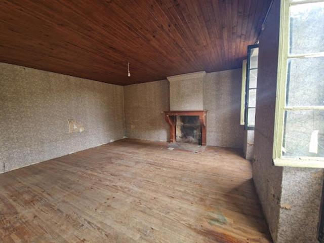 Vente Propriété 6 pièces 147 m2 Saint Sulpice de Pommiers