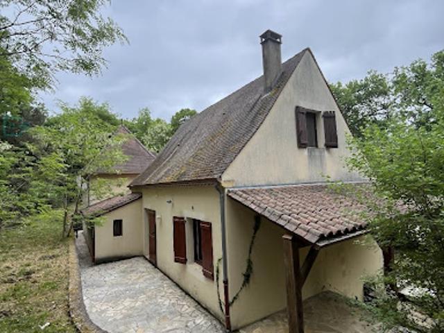 Vente Propriété 6 pièces 140 m2 Saint Léon sur Vézère