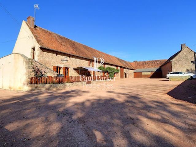 Vente Propriété 6 pièces 157.51 m2 Saint Martin de Salencey