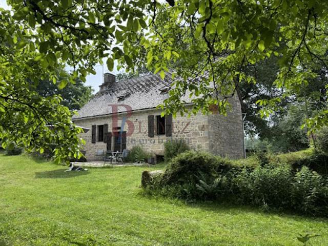 Vente Propriété 6 pièces 160 m2 Marcillac la Croisille