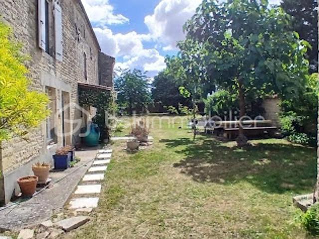 Vente Propriété 6 pièces 175 m2 Fouqueure
