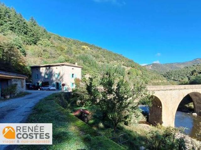 Vente Maison 6 pièces 175 m2 Gluiras