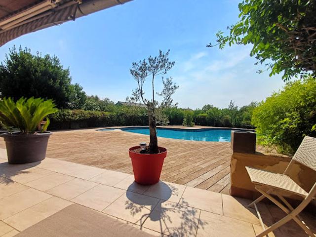 Vente Propriété 6 pièces 173.42 m2 Vallon Pont d'Arc