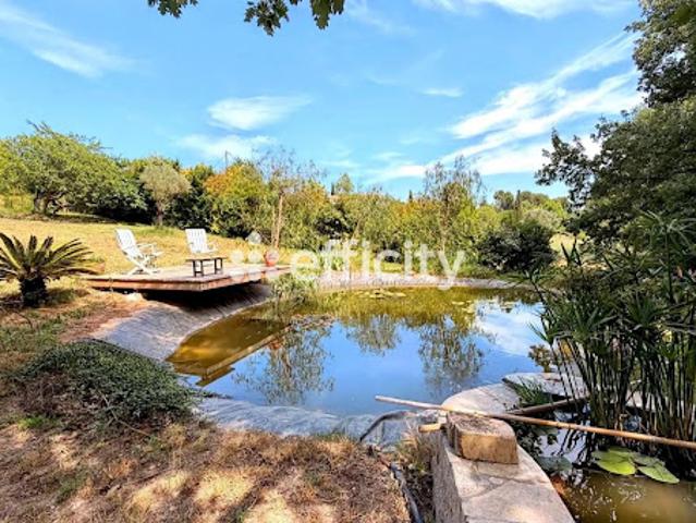 Vente Propriété 6 pièces 207 m2 Aubagne