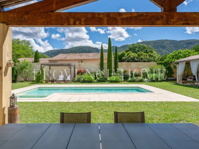 Vente Propriété 6 pièces 208 m2 Maubec