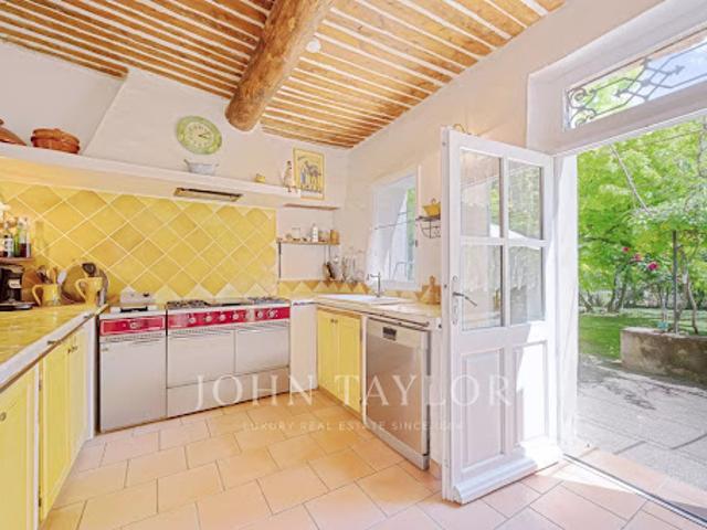 Vente Propriété 6 pièces 200 m2 La Tour d'Aigues