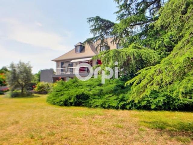 Vente Propriété 6 pièces 212.6 m2 Moumour